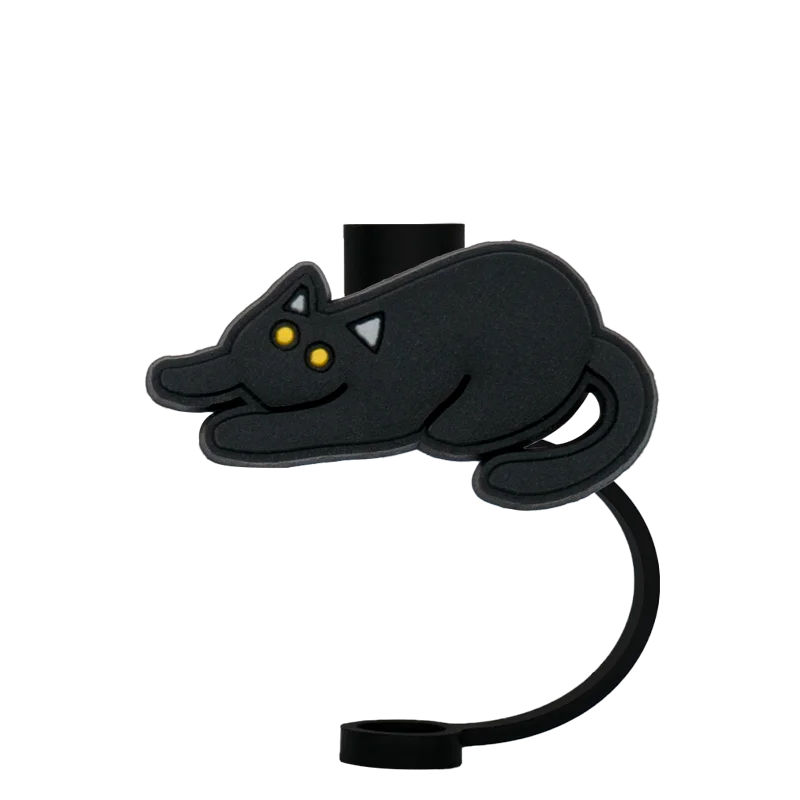 chat noir couvre paille