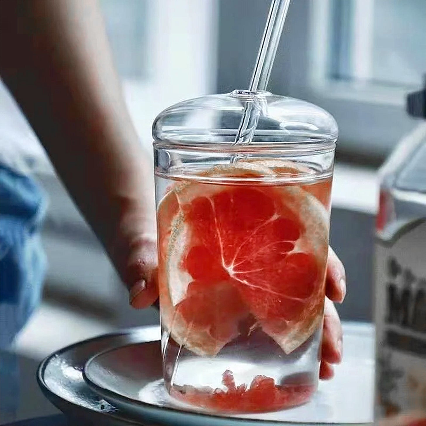 gobelet en verre avec paille design